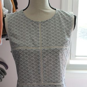 41 Hawthorn Sleeveless Blouse